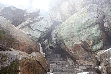 《Ancient Sacrifice》登陆Steam AI活用卡牌构筑